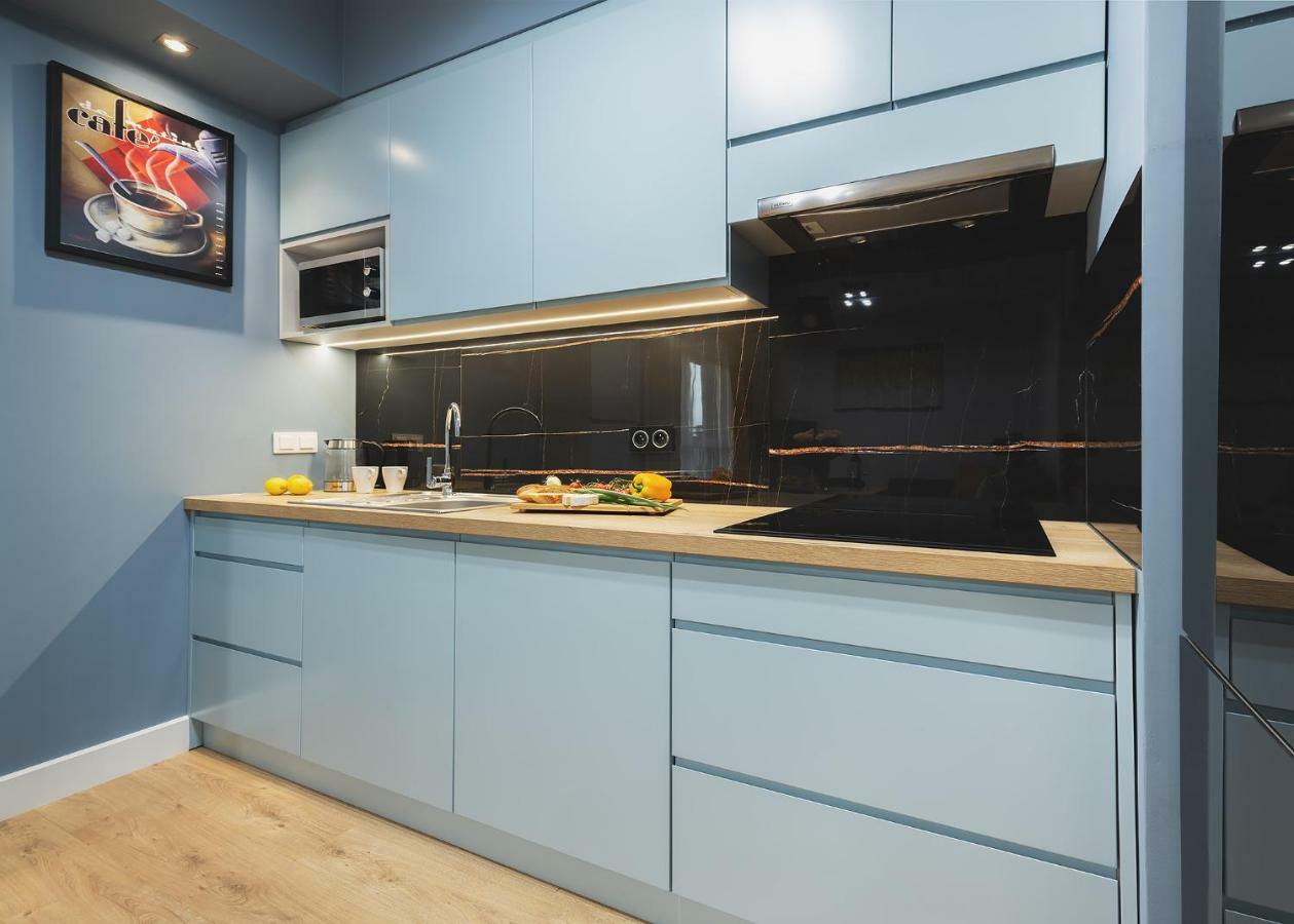 Okecie Airport Studio Bakalarska 2 P&O Serviced Apartments Warsaw Exterior photo