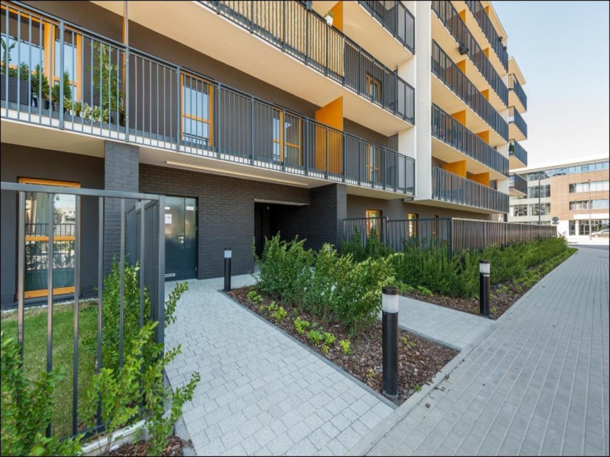 Okecie Airport Studio Bakalarska 2 P&O Serviced Apartments Warsaw Exterior photo